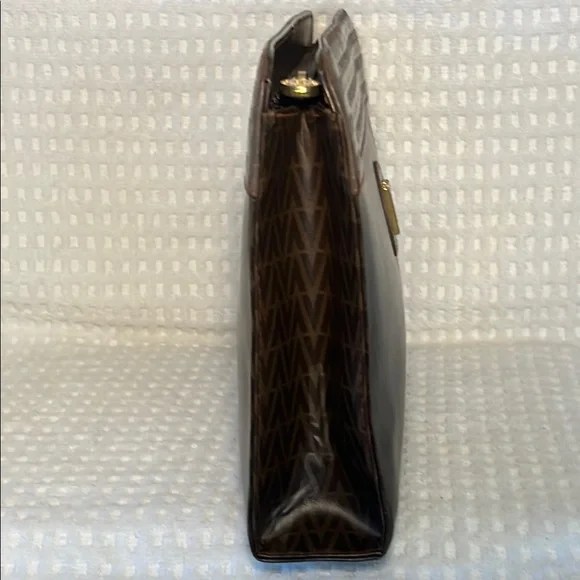 Mario Valentino Clutch